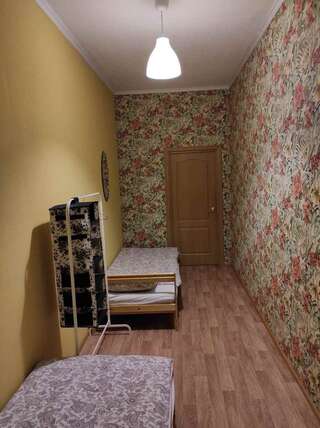 Гостевой дом Viktorio на Невском 103 Санкт-Петербург Двухместный номер с двумя кроватями-2